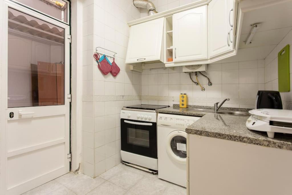 Appartement Charm @ The Very Heart Of Lissabon